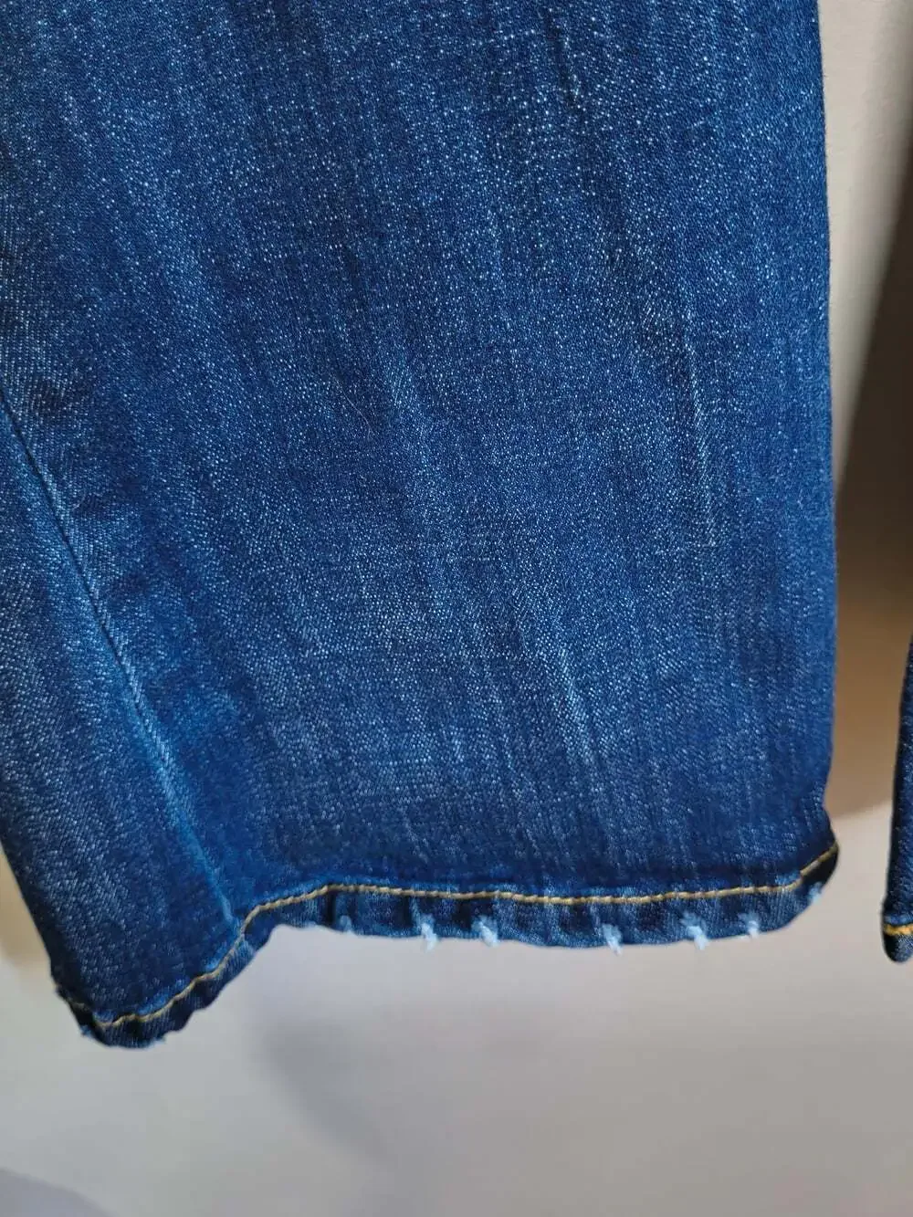 Kancan Mid Rise Dark Wash Flare Jeans Women's Size 3/25